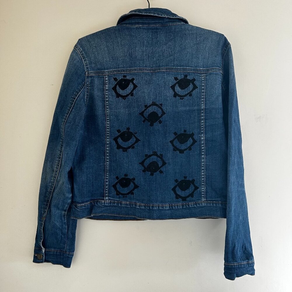 Denim&Co Jean Jacket Graphic Eye Print Black Blue Medium Wash Cotton Size 8